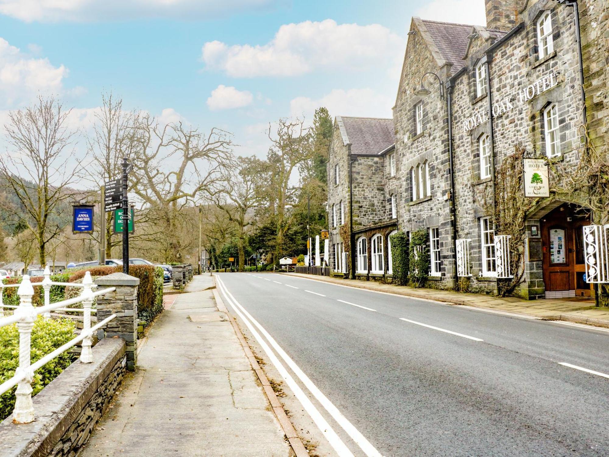 Coed Derw Isaf Villa Betws-y-Coed Exterior photo